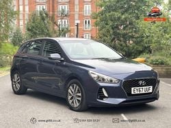 Blue Used 2017 Hyundai i30 SE Hatchback | £6,435 (Fair price)