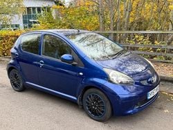 Blue Used 2007 Toyota Aygo Hatchback | £1,495 (Good price)