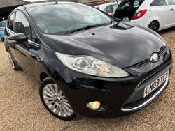 Black Used 2009 Ford Fiesta Titanium Hatchback | £3,999 (Fair price)