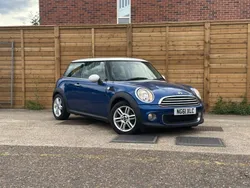 Blue Used 2011 Mini Cooper Hatch Hatchback | £2,499 (Expensive)