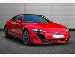 Progressive red New 2025 Audi e-tron GT quattro Comfort Sedan | £95,995 (Fair price)