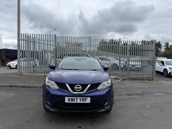 Blue Used 2017 Nissan Qashqai N-Connecta SUV | £5,750 (Super price)