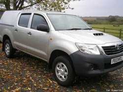 Used 2013 Toyota HiLux Pickup | £13,500 (Fair price)