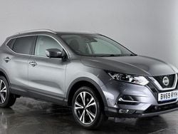 Grey Used 2019 Nissan Qashqai N-Connecta SUV | £10,300 (Good price)