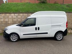 White Used 2014 Vauxhall Combo MPV | £2,250 (Good price)