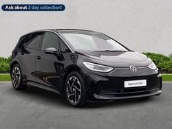 Black Used 2024 VW ID.3 Pro Hatchback | £22,962 (Expensive)
