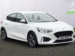 White Used 2020 Ford Focus ST-Line Hatchback | £11,399 (Good price)