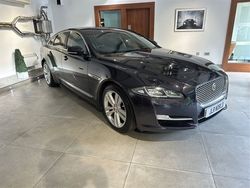 Black Used 2015 Jaguar XJ Luxury Sedan | £14,997 (Expensive)
