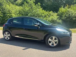 Black Used 2014 Renault Clio IV Dynamique Hatchback | £4,795 (Good price)