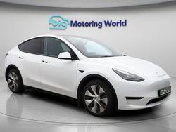 White Used 2022 Tesla Model Y Long Range AWD SUV | £24,400 (Fair price)