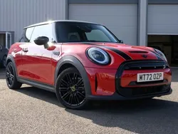 Red Used 2022 Mini Cooper SE Hatch Hatchback | £12,995 (Good price)
