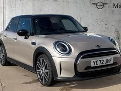 Rooftop grey Used 2022 Mini Cooper Exclusive Hatchback | £18,266 (Fair price)