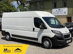 White Used 2019 Peugeot Boxer S Van | £9,490 (Good price)