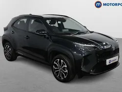 Used 2025 Toyota Yaris Hybrid Design Estate | £20,499 (Good price)