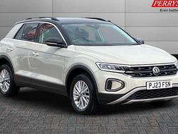 Used 2025 VW T-Roc Life SUV | £18,890 (Good price)