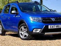 Blue Used 2017 Dacia Sandero Lauréate Hatchback | £4,450 (Fair price)
