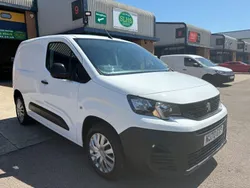White Used 2020 Peugeot Partner S MPV | £9,000 (Fair price)