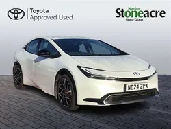 White Used 2024 Toyota Prius Hatchback | £32,000