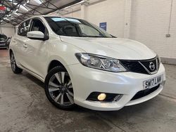 White Used 2017 Nissan Pulsar N-Connecta Hatchback | £5,790 (Fair price)