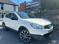 White Used 2013 Nissan Qashqai 360º SUV | £5,295 (Fair price)