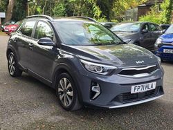 Grey Used 2022 Kia Stonic SUV | £11,995 (Fair price)