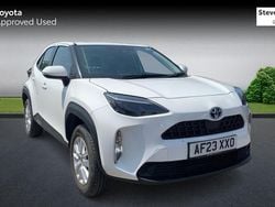 Used 2025 Toyota Yaris Hybrid Estate | £21,036 (Super price)