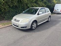 Silver Used 2005 Toyota Corolla Hatchback | £1,495 (Fair price)