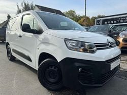 White Used 2022 Citroën Berlingo MPV | £10,250 (Good price)