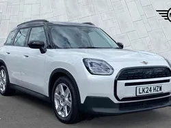White Used 2024 Mini Countryman Classic SUV | £30,750 (Fair price)