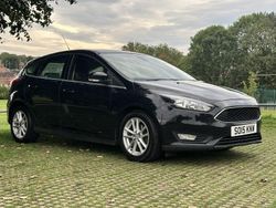 Black Used 2015 Ford Focus Zetec Hatchback | £4,990 (Fair price)