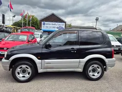 Black Used 2003 Suzuki Grand Vitara SUV | £3,750