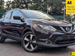 Black Used 2016 Nissan Qashqai N-Connecta SUV | £8,988 (Good price)