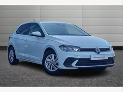White Used 2022 VW Polo Life Hatchback | £15,450 (Fair price)