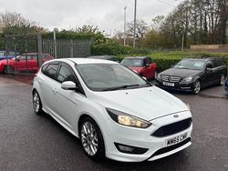 White Used 2015 Ford Focus Zetec Hatchback | £4,495 (Expensive)