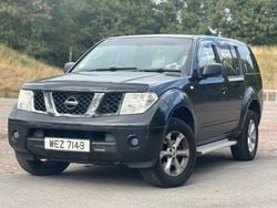Black Used 2009 Nissan Pathfinder SUV | £2,495 (Fair price)