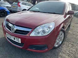 Red Used 2007 Vauxhall Signum Elegance Estate | £995