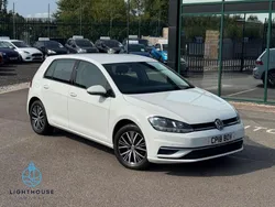 White Used 2018 VW Golf VII SE Hatchback | £7,995 (Fair price)