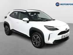 White Used 2023 Toyota Yaris Hybrid Hatchback | £24,099