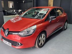 Red Used 2014 Renault Clio IV Dynamique Hatchback | £4,325 (Fair price)