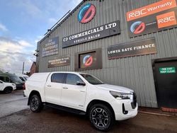 White Used 2022 Toyota HiLux Pickup | £19,495 (Super price)