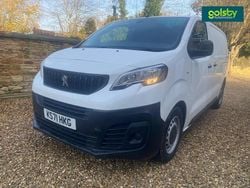 White Used 2022 Peugeot Expert Premium Van | £8,995 (Good price)