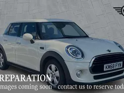 White Used 2018 Mini Cooper Hatchback | £13,495 (Fair price)