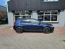Blue Used 2017 VW Golf VII Edition Hatchback | £9,995 (Fair price)