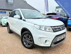 White Used 2017 Suzuki Vitara SZ4 SUV | £7,995 (Fair price)