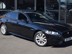 Santorini black Used 2017 Jaguar XF R-Sport Sedan | £14,990 (Fair price)