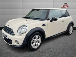 White Used 2011 Mini ONE Hatch Hatchback | £2,995 (Fair price)