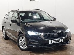 Black Used 2021 Skoda Octavia SE Technology Estate | £13,298 (Fair price)