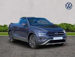 Used 2025 VW T-Roc SUV | £31,590 (Expensive)