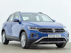 Blue Used 2022 VW T-Roc Life SUV | £20,998 (Fair price)