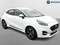 White Used 2025 Ford Puma Gen-E ST-Line Hatchback | £20,399 (Fair price)